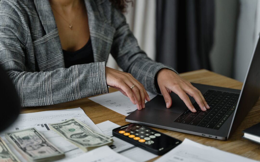 Le regole su come investire oggi correttamente: impariamo dalle donne